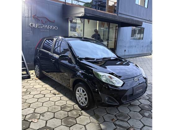 FORD FIESTA 1.6 ROCAM HATCH 8V FLEX 4P MANUAL FORD FIESTA 1.6 ROCAM HATCH 8V FLEX 4P MANUAL